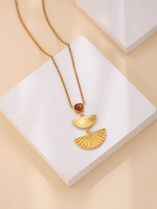 Opulent Gleam Pendant